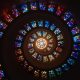 读者橘子汽水的头像，暖色调的圆形图案